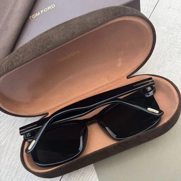 Tom Ford Black Square Sunglasses - Viral Preppy Aesthetic - Picture 5 of 8
